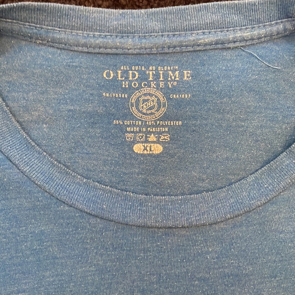 Islanders Stanley cup t shirt - Picture 2 of 3